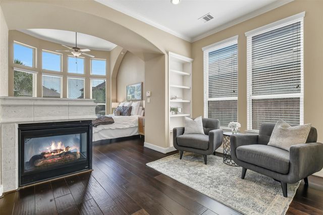 2204 Texoma Bend Lane, Friendswood, TX 77546