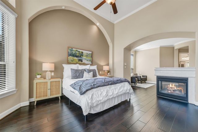 2204 Texoma Bend Lane, Friendswood, TX 77546