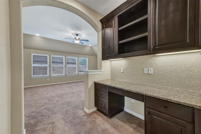 2204 Texoma Bend Lane, Friendswood, TX 77546
