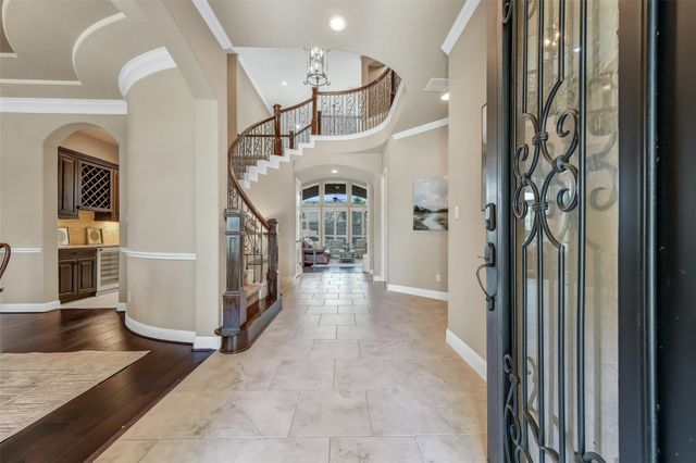 2204 Texoma Bend Lane, Friendswood, TX 77546
