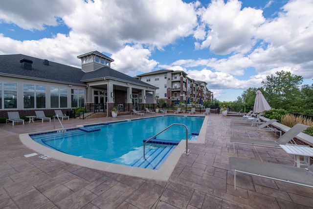 21599 W Field Court 5-305, Deer Park, IL 60010