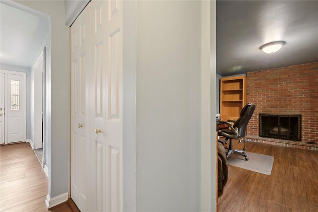 3217 Sundale Dr, Shaler, PA 15116