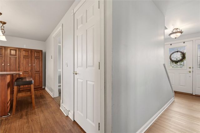 3217 Sundale Dr, Shaler, PA 15116