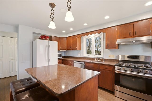 3217 Sundale Dr, Shaler, PA 15116