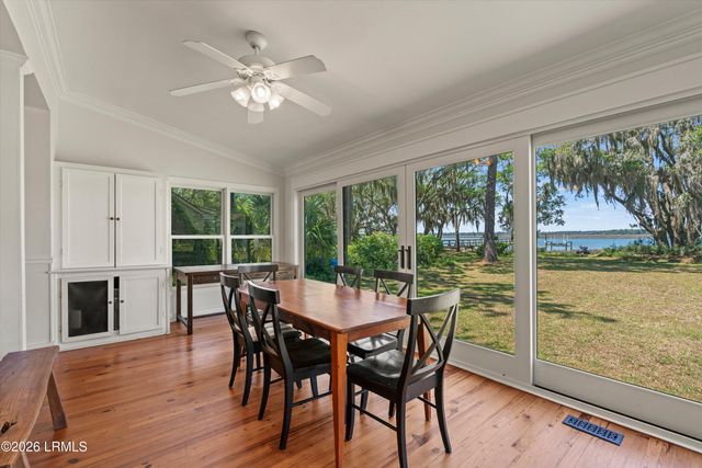 12 Riverfront Place, Beaufort, SC 29902