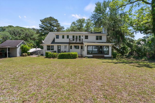 12 Riverfront Place, Beaufort, SC 29902