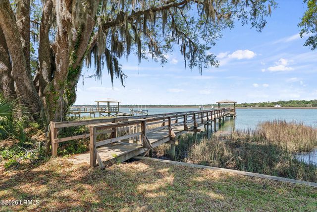 12 Riverfront Place, Beaufort, SC 29902