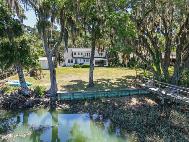 12 Riverfront Place, Beaufort, SC 29902