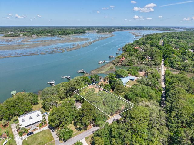 12 Riverfront Place, Beaufort, SC 29902