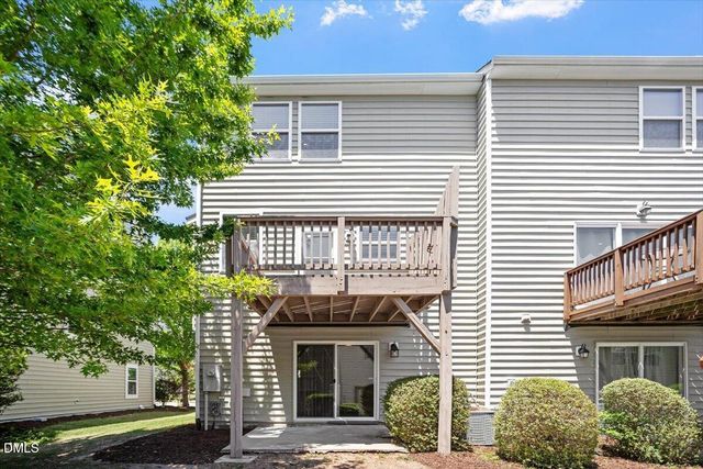 14 Prairie View Court, Durham, NC 27703