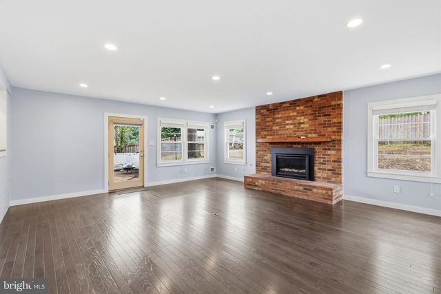5419 CHARLOTTESVILLE RD, Springfield, VA 22151