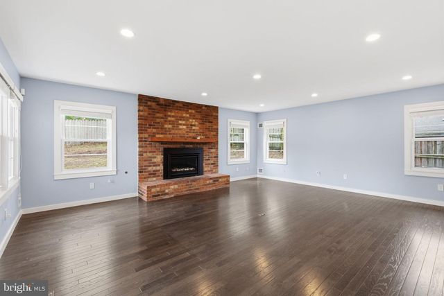 5419 CHARLOTTESVILLE RD, Springfield, VA 22151