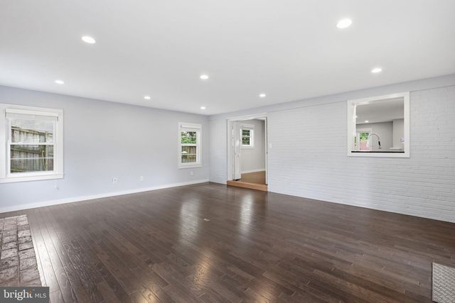 5419 CHARLOTTESVILLE RD, Springfield, VA 22151