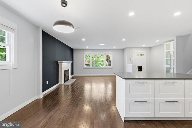 5419 CHARLOTTESVILLE RD, Springfield, VA 22151