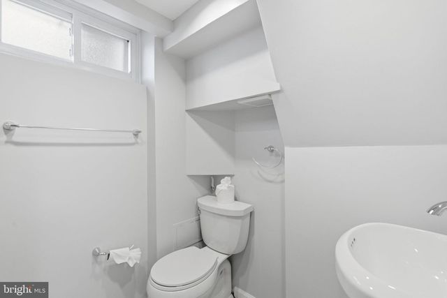 5419 CHARLOTTESVILLE RD, Springfield, VA 22151