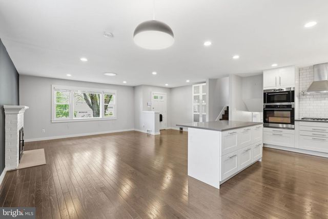 5419 CHARLOTTESVILLE RD, Springfield, VA 22151