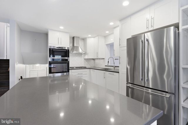 5419 CHARLOTTESVILLE RD, Springfield, VA 22151
