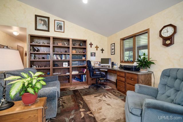 N4579 M67 Highway, Chatham, MI 49816