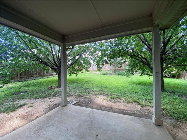 2000 Golden Sunrise LN, Pflugerville, TX 78660