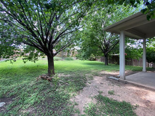 2000 Golden Sunrise LN, Pflugerville, TX 78660