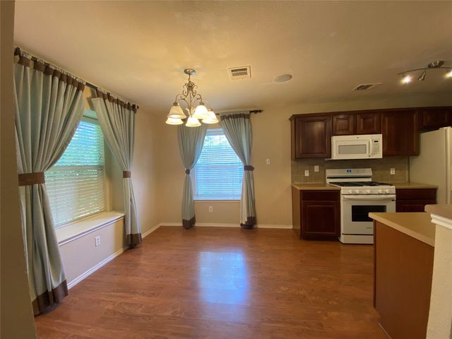 2000 Golden Sunrise LN, Pflugerville, TX 78660