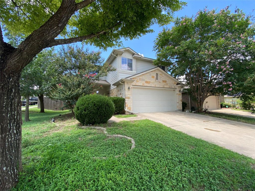 2000 Golden Sunrise LN, Pflugerville, TX 78660