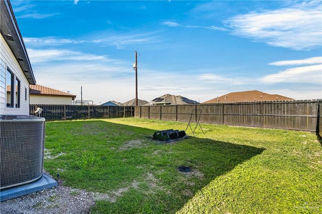 826 Sabrina Drive, Alamo, TX 78516
