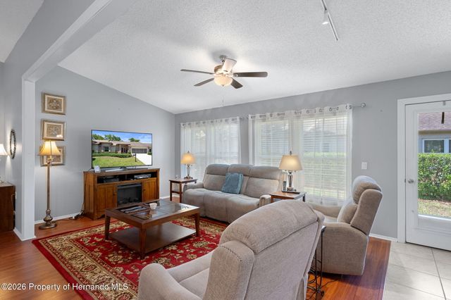 7437 Baywood Forest Circle, Spring Hill, FL 34606