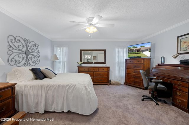 7437 Baywood Forest Circle, Spring Hill, FL 34606