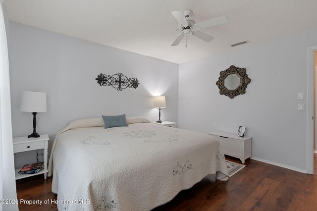 7437 Baywood Forest Circle, Spring Hill, FL 34606