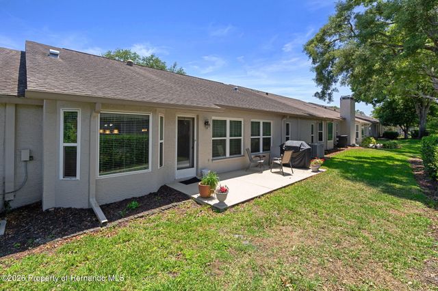 7437 Baywood Forest Circle, Spring Hill, FL 34606