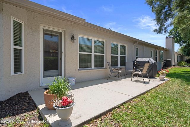 7437 Baywood Forest Circle, Spring Hill, FL 34606