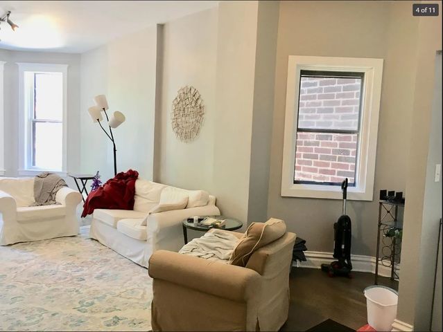 1503 W George Street 1, Chicago, IL 60657