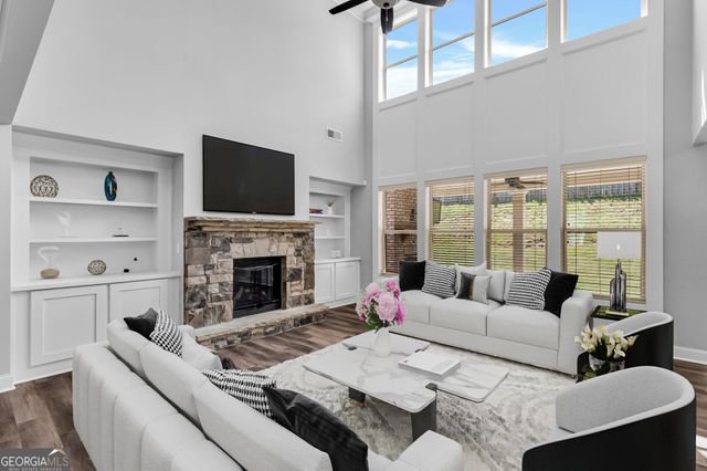 1143 Garner Creek Drive SW, Lilburn, GA 30047
