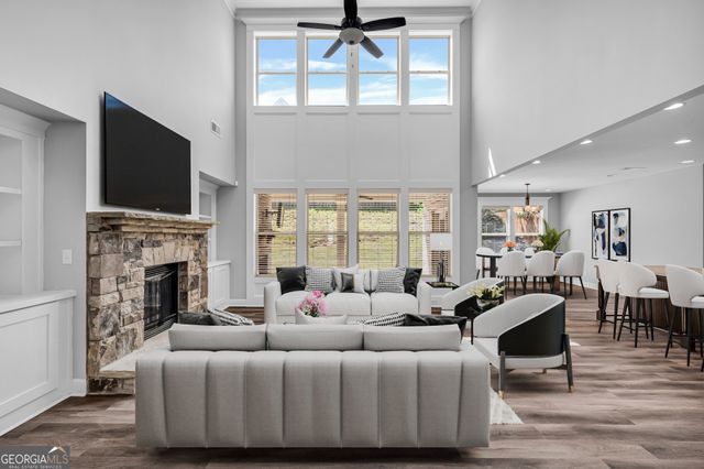 1143 Garner Creek Drive SW, Lilburn, GA 30047