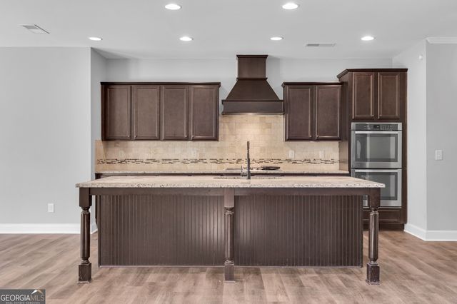 1143 Garner Creek Drive SW, Lilburn, GA 30047