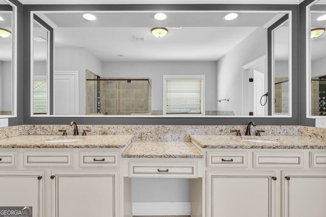 1143 Garner Creek Drive SW, Lilburn, GA 30047