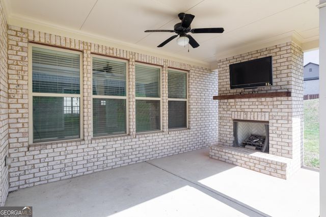 1143 Garner Creek Drive SW, Lilburn, GA 30047