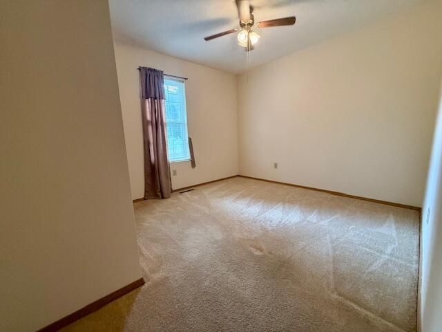 1301 Deer Park Lane, Mountain View, MO 65548