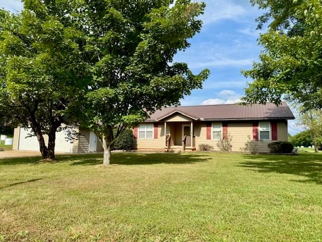 1301 Deer Park Lane, Mountain View, MO 65548