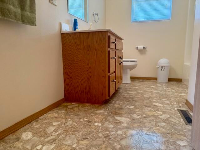 1301 Deer Park Lane, Mountain View, MO 65548