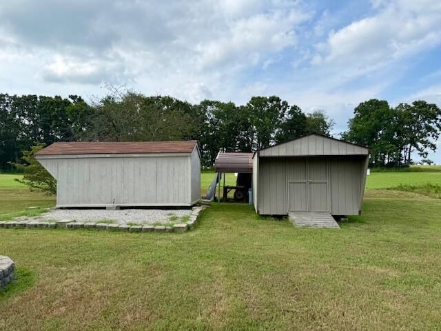 1301 Deer Park Lane, Mountain View, MO 65548