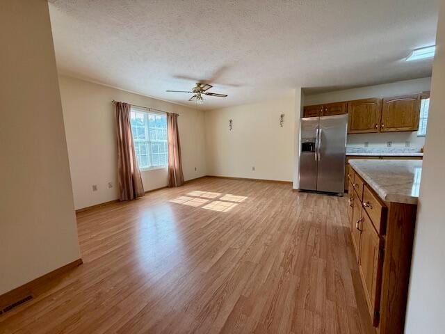 1301 Deer Park Lane, Mountain View, MO 65548