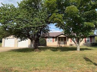 1301 Deer Park Lane, Mountain View, MO 65548