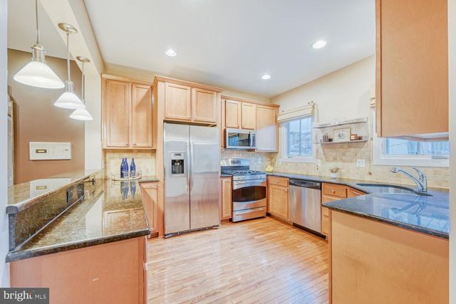 15 YOGURT LN, Baltimore, MD 21231