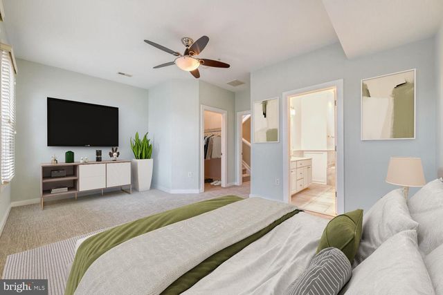 15 YOGURT LN, Baltimore, MD 21231