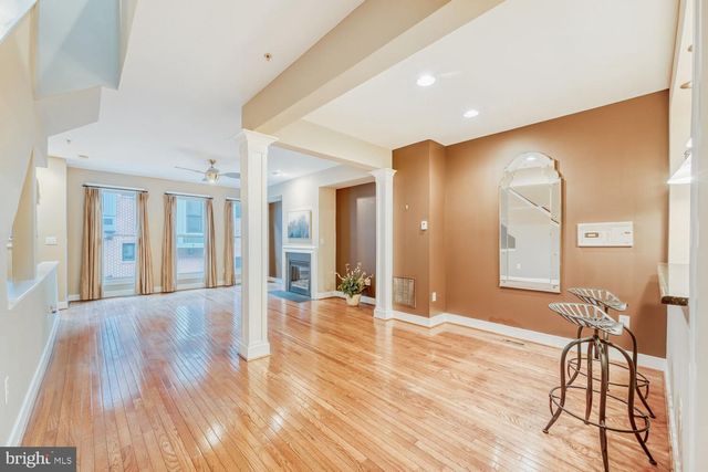 15 YOGURT LN, Baltimore, MD 21231