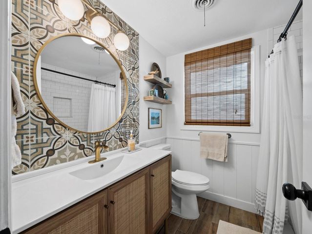 691 TARAWITT DRIVE, Longboat Key, FL 34228