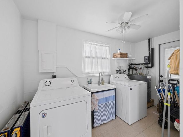 691 TARAWITT DRIVE, Longboat Key, FL 34228