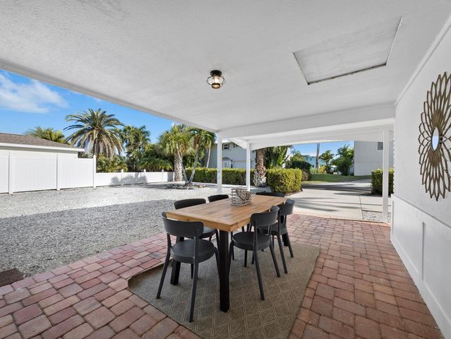 691 TARAWITT DRIVE, Longboat Key, FL 34228